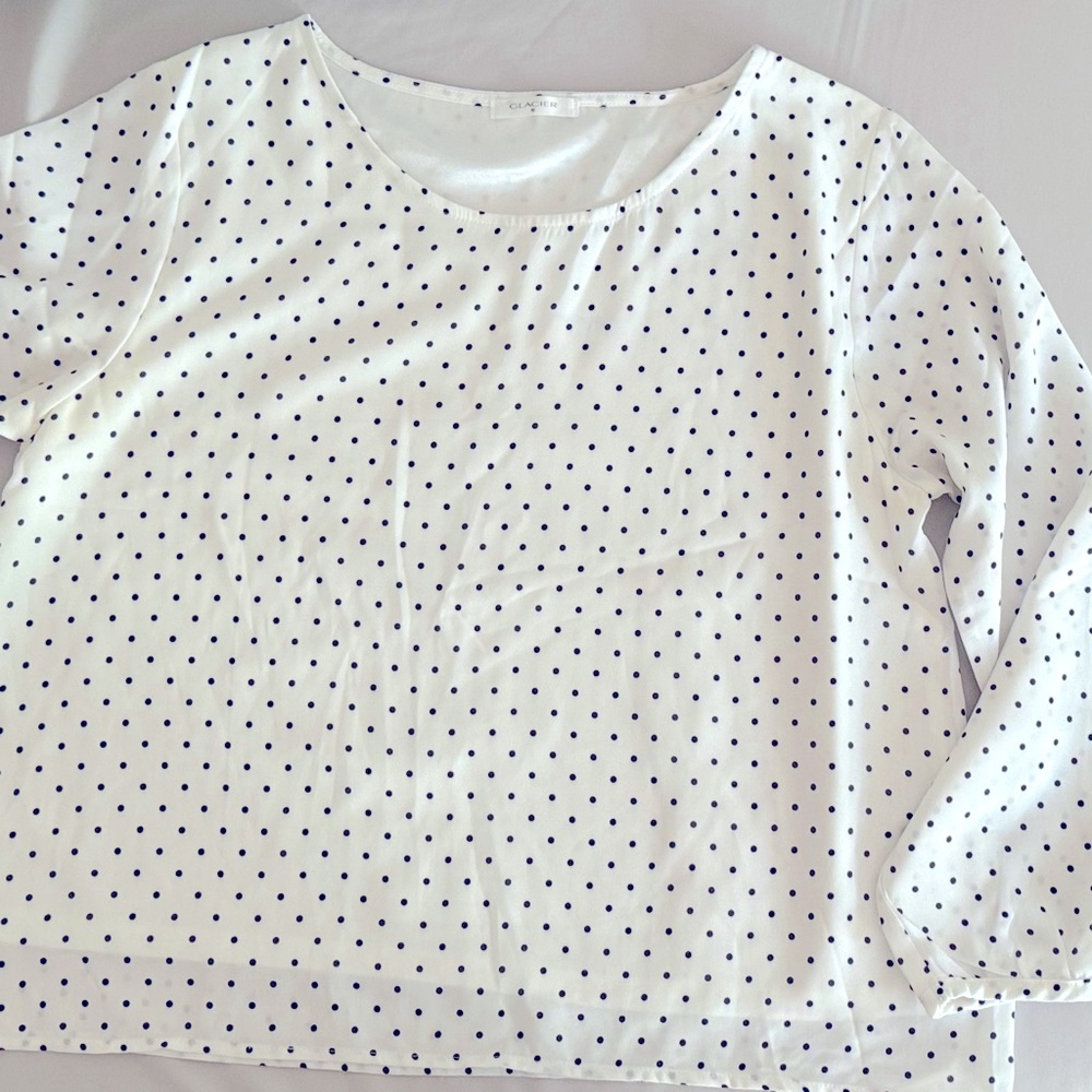 Polka dot top
